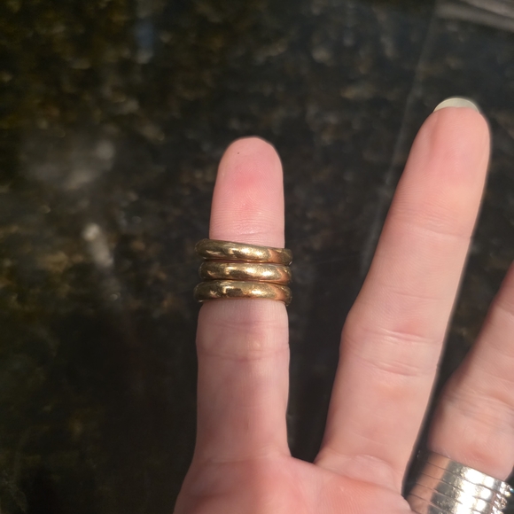 Set Of 3 Solid 14kt Yellow Gold Rings With Stones Size 7 - Picture 2 of 3